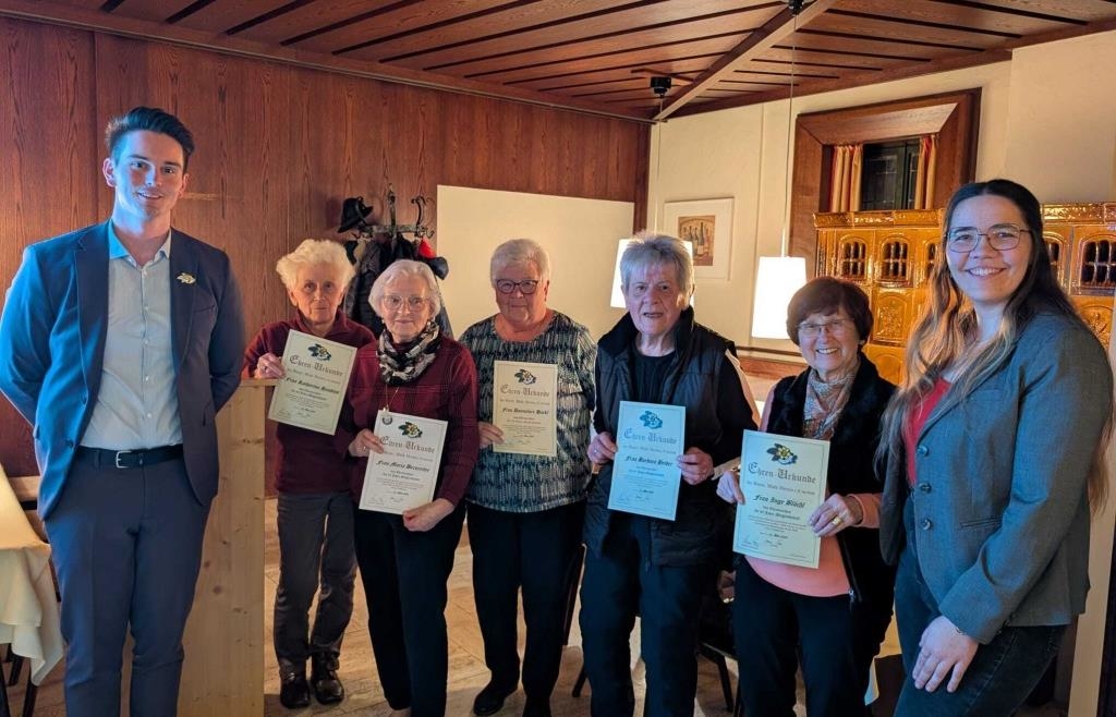 Du betrachtest gerade Viel Lob für den neuen Zwieseler Wald-Vereins-Chef